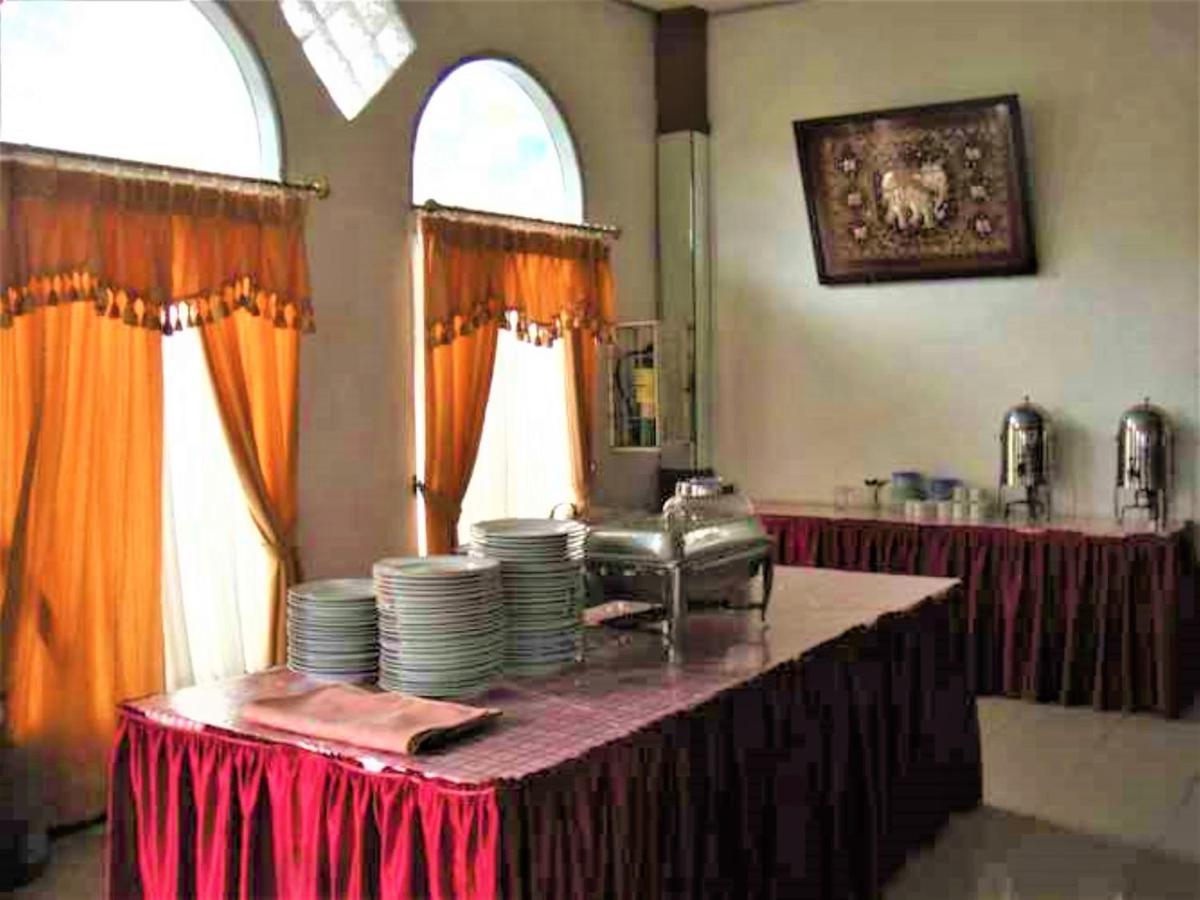 Hotel Asia بوغيتّينغي المظهر الخارجي الصورة