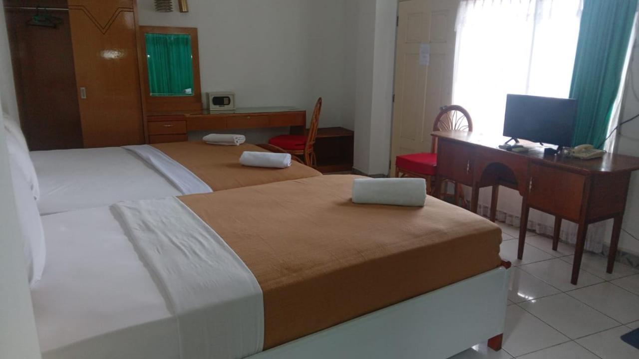 Hotel Asia بوغيتّينغي المظهر الخارجي الصورة