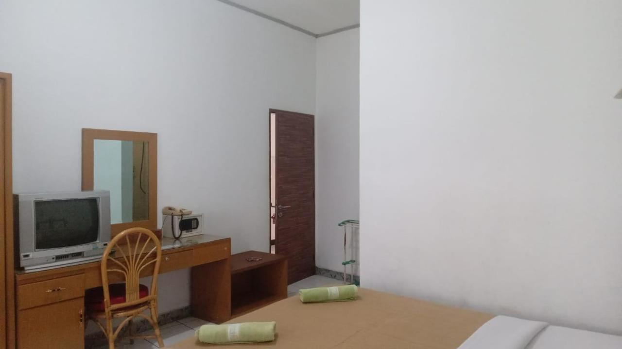 Hotel Asia بوغيتّينغي المظهر الخارجي الصورة